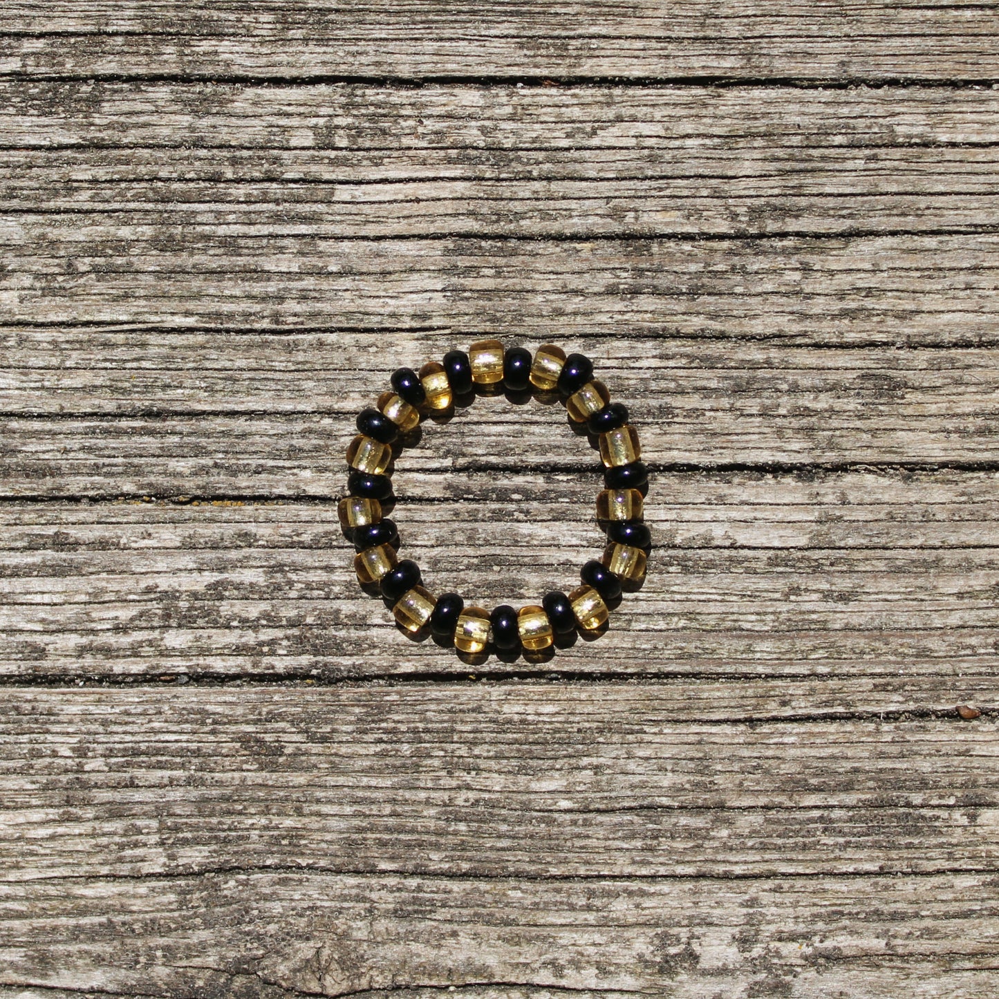 spotted bug ring
