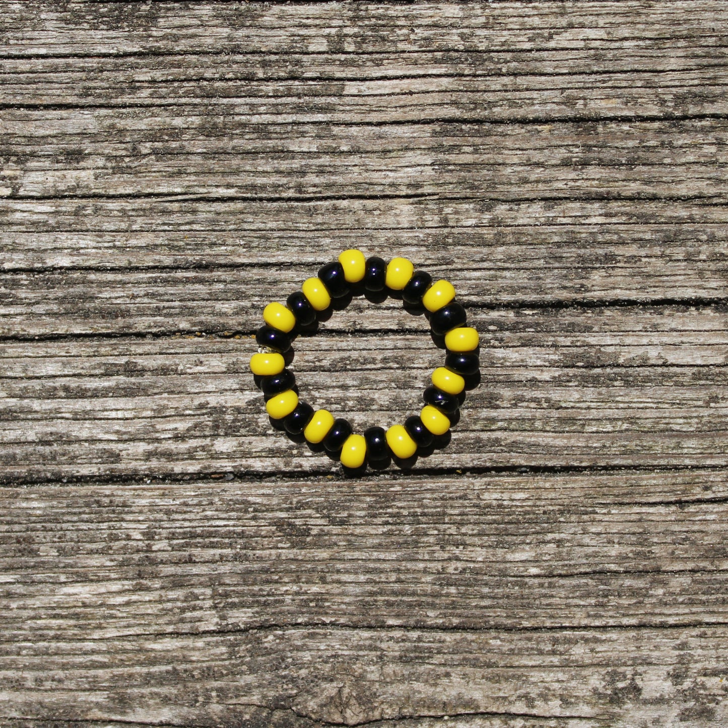 spotted bug ring